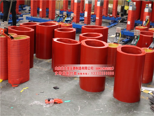 蓝山SCB14-400KVA干式电力变压器